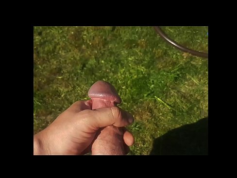 ❤️ Hot hottie gets kanyang pink puki fucked at cums sa isang pumulandit sa isang summer garden ☑ Fuck video sa tl.filmepornonline.ru ❌️❤