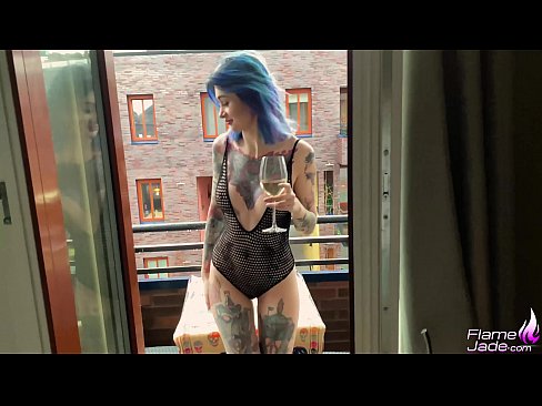 ❤️ Napakalaking Babae na Sumususo gamit ang isang Gulp at Masugid na Nanunuod sa Ilalim ng Bukas na Langit ☑ Fuck video sa tl.filmepornonline.ru ❌️❤